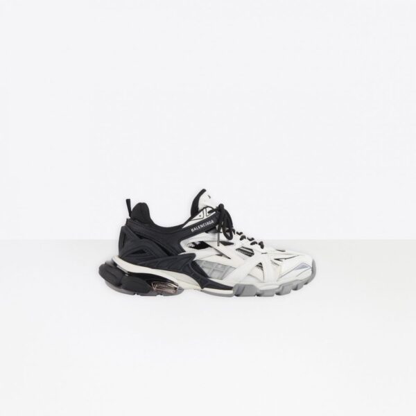 Balenciaga Track 2 Sneaker In Black And White Mesh And Nylon