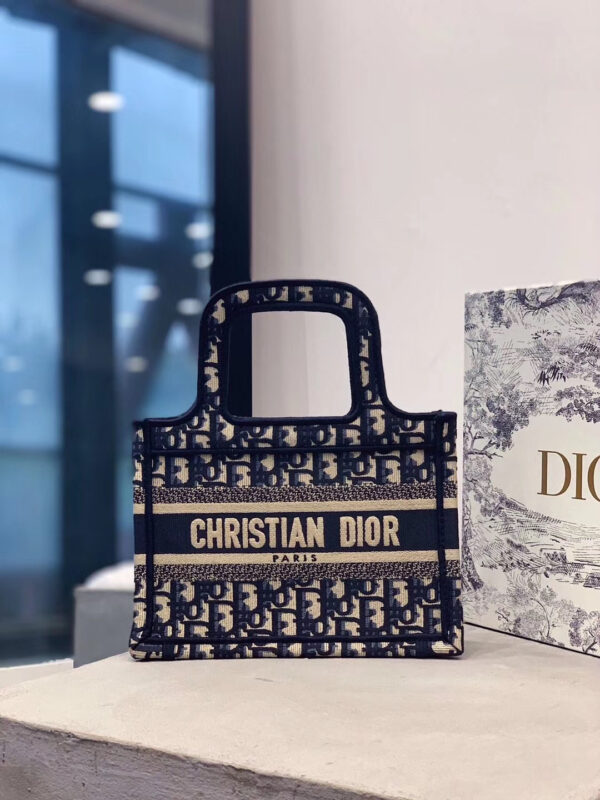 DIOR BOOK TOTE BLACK