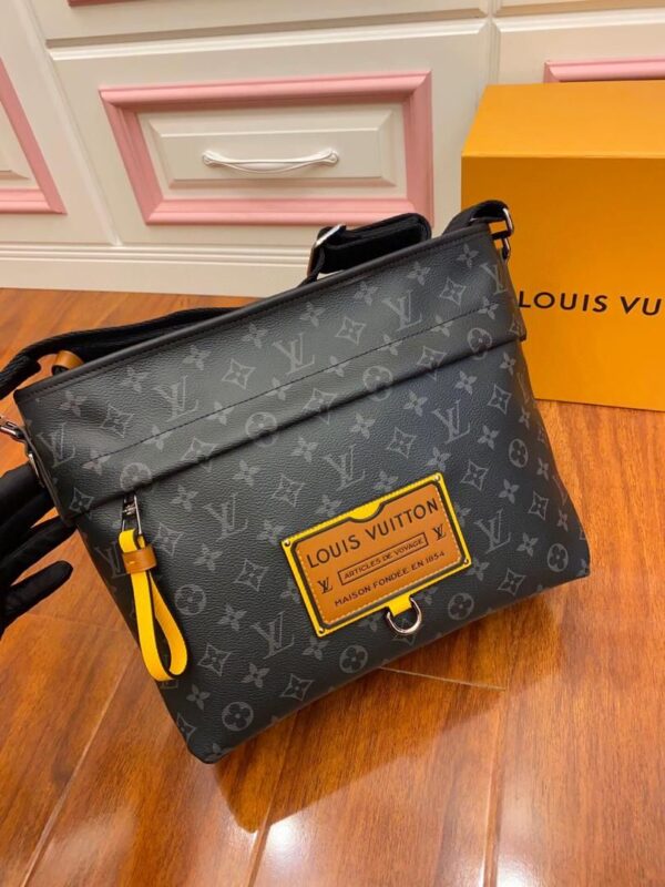 Louis Viutton Monogram Print Bag